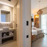 Hotel Kelly 2*