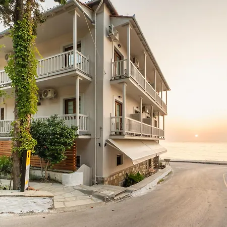 Kelly 2* Agios Ioannis (Thessaly)