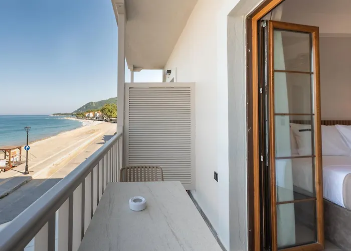 Ξενοδοχείο Kelly 2*